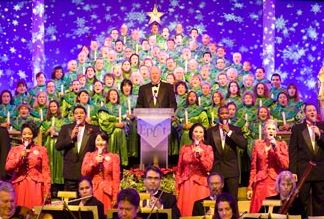 free entertainment epcot candlelight processional